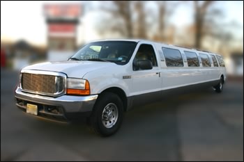 Excursion Limousine - Mega